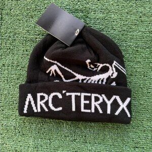 Arc'teryx Black Beanie